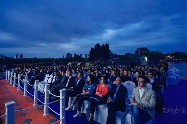 水上舞臺 水上平臺 水上浮筒 廣州中航水上設施建造有限公司